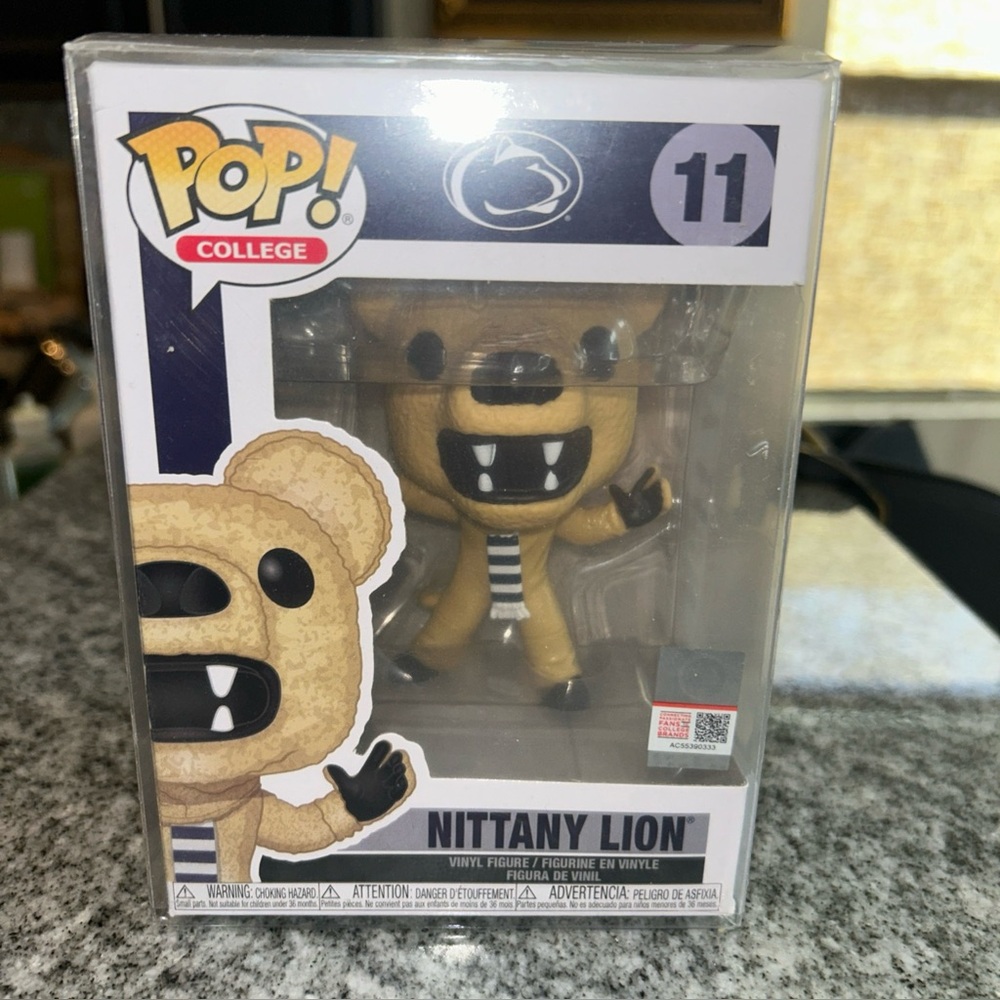 New Funko Pop NCAA College Mascots Nittany Lion #11 Penn State w/ Pop Protector